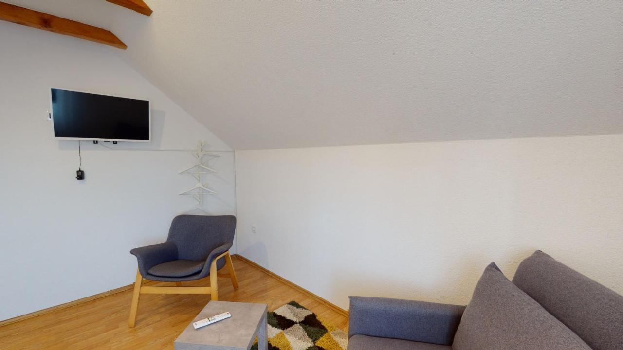 Apartmani Matovinovic 2 Lovinac  Экстерьер фото